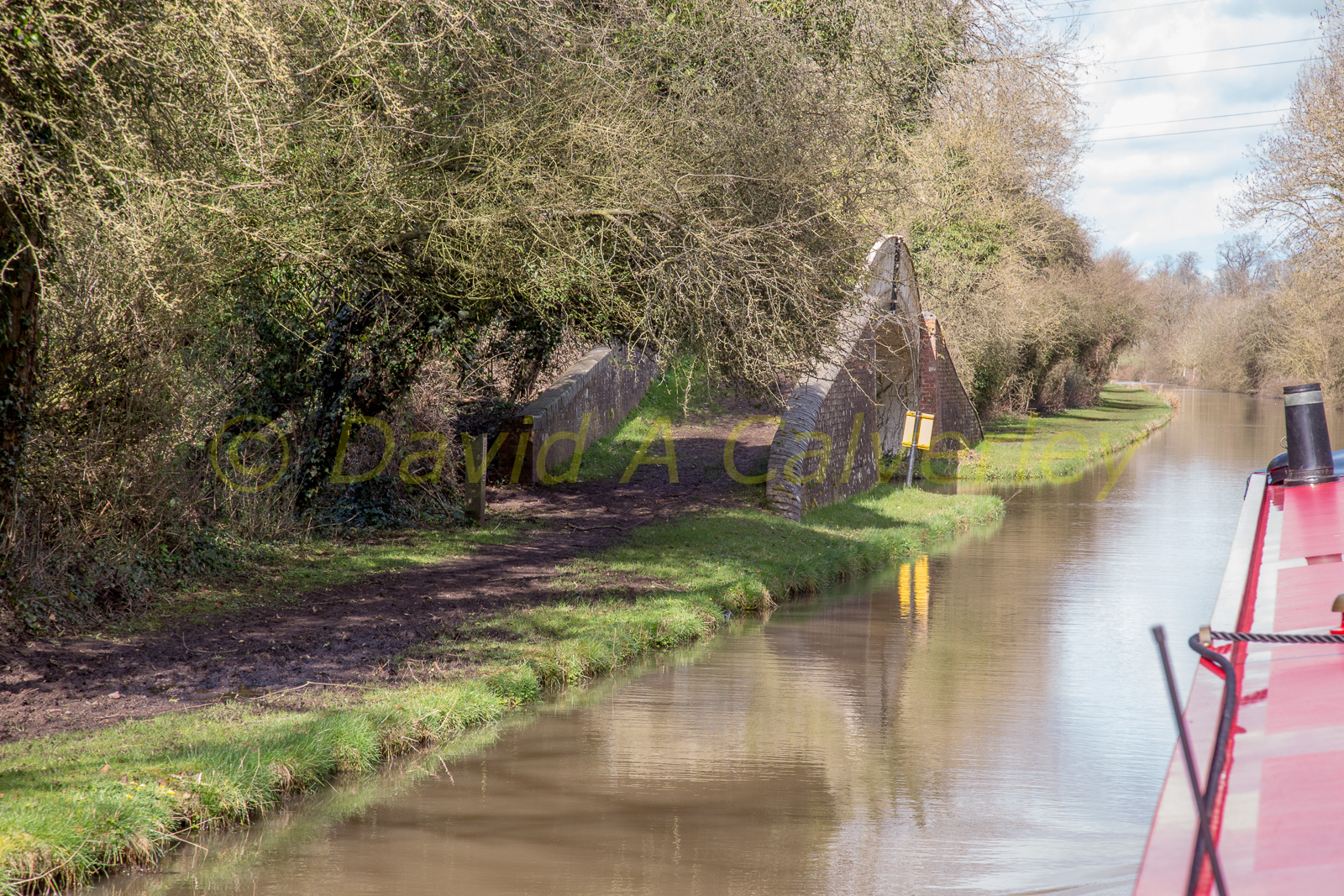 Oxford_Canal_[North]-2046.jpg
